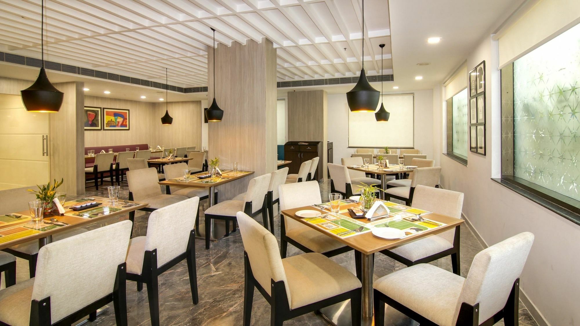 Lemon Tree Hotel, Banjara Hills, Hyderabad Exterior photo